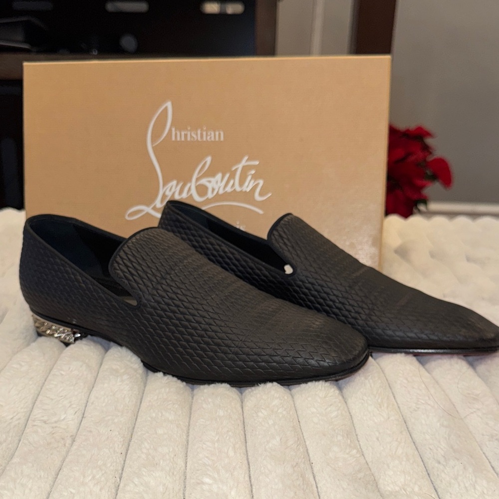 Christian Louboutin Dandyrocks Textured Black Loafers size 45